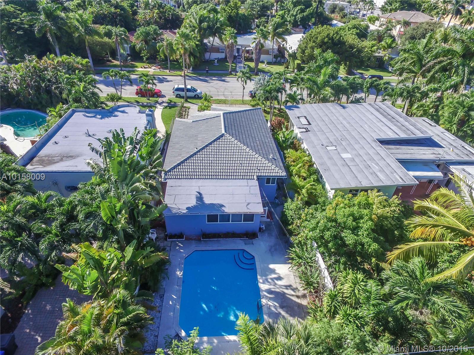 Hollywood 1-21 B - Residential