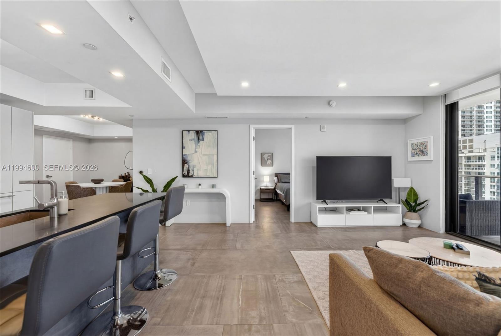 1010 BRICKELL CONDO - Residential Lease