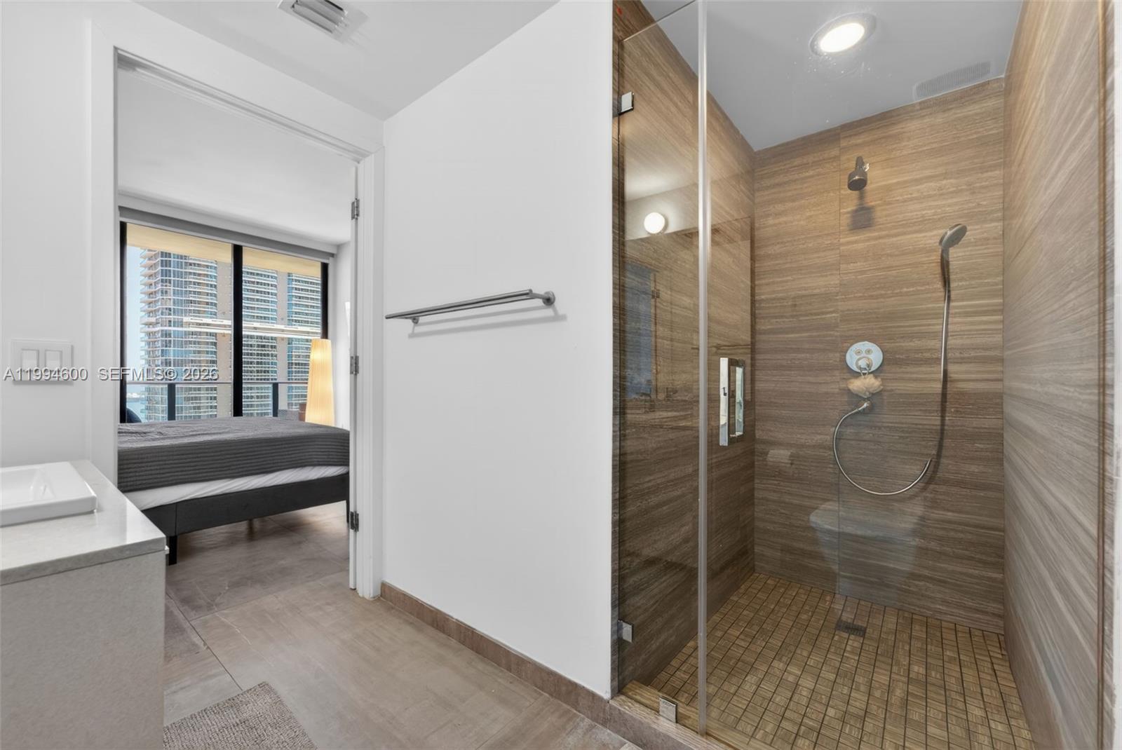 1010 BRICKELL CONDO - Residential Lease