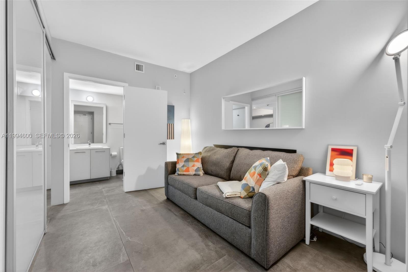 1010 BRICKELL CONDO - Residential Lease