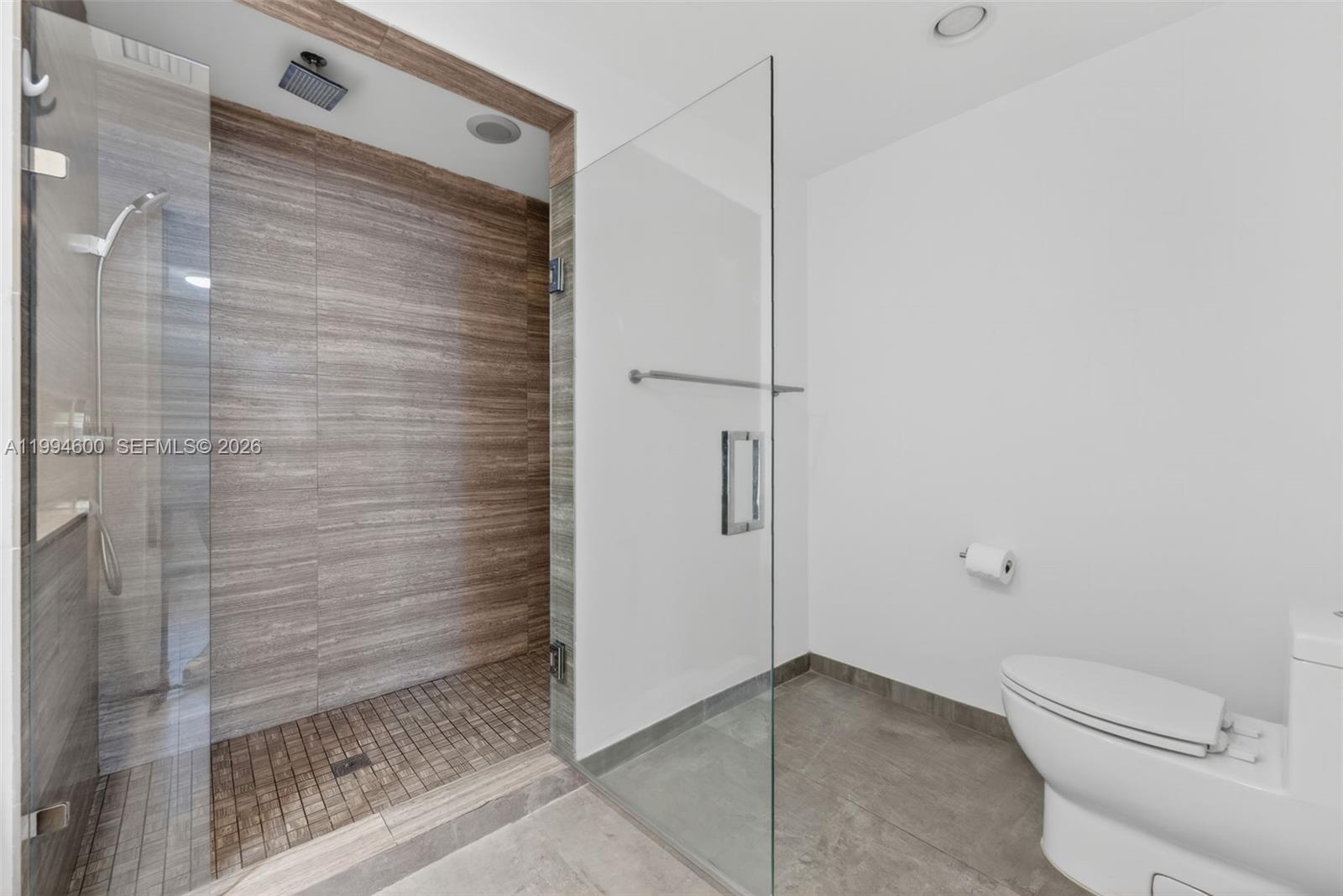 1010 BRICKELL CONDO - Residential Lease