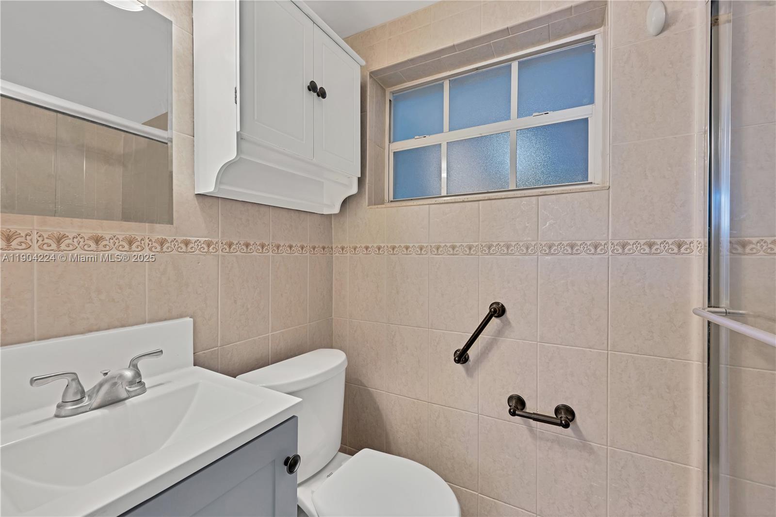 GULFSTREAM ESTATES - Residential Lease