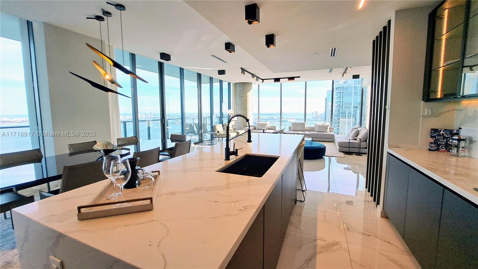 ONE PARAISO CONDO - Residential
