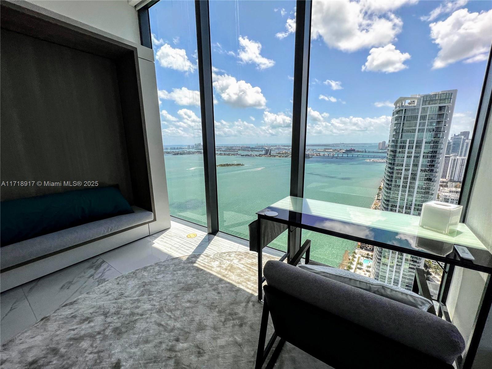 ONE PARAISO CONDO - Residential