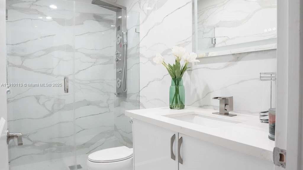 FOREST PARK VILLAS - Residential