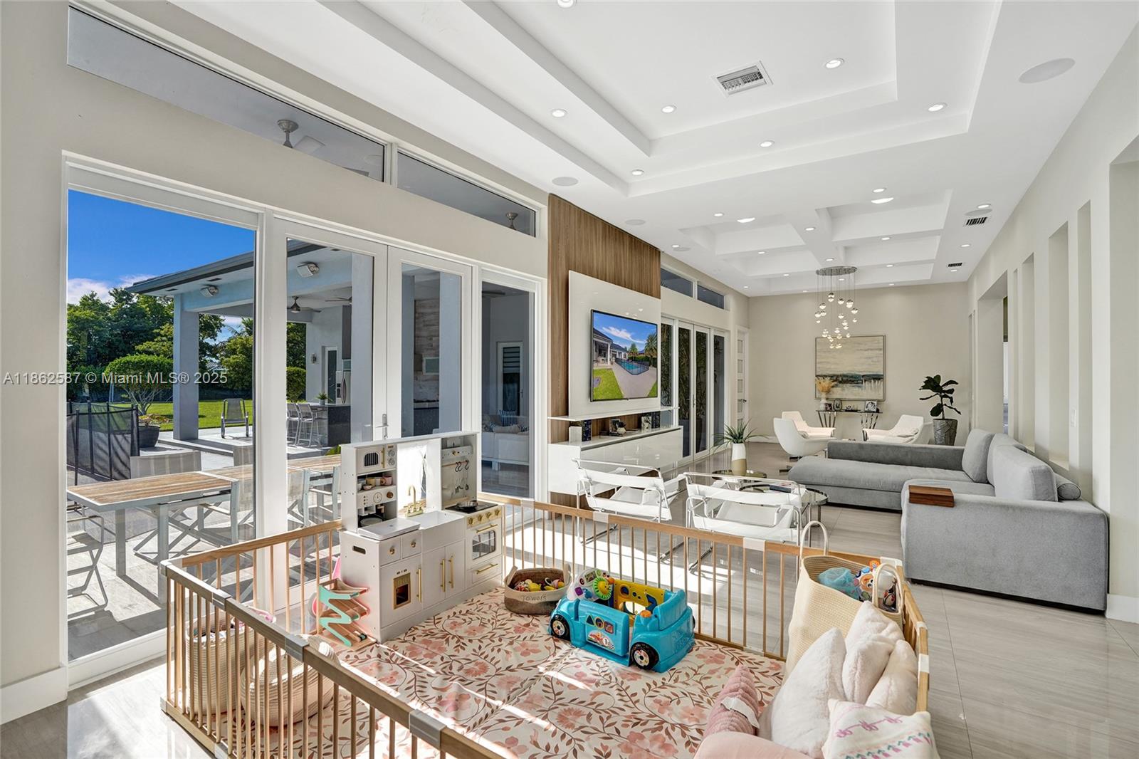 SWEETWATER ESTS SUB - Residential