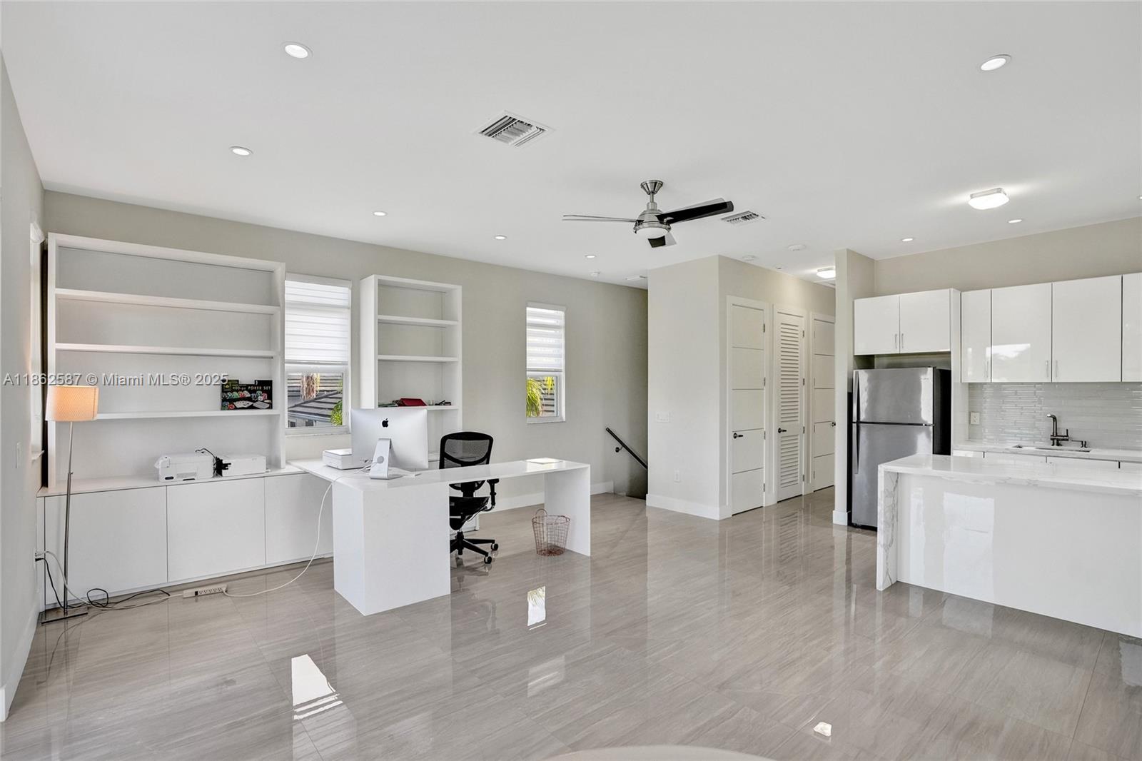 SWEETWATER ESTS SUB - Residential