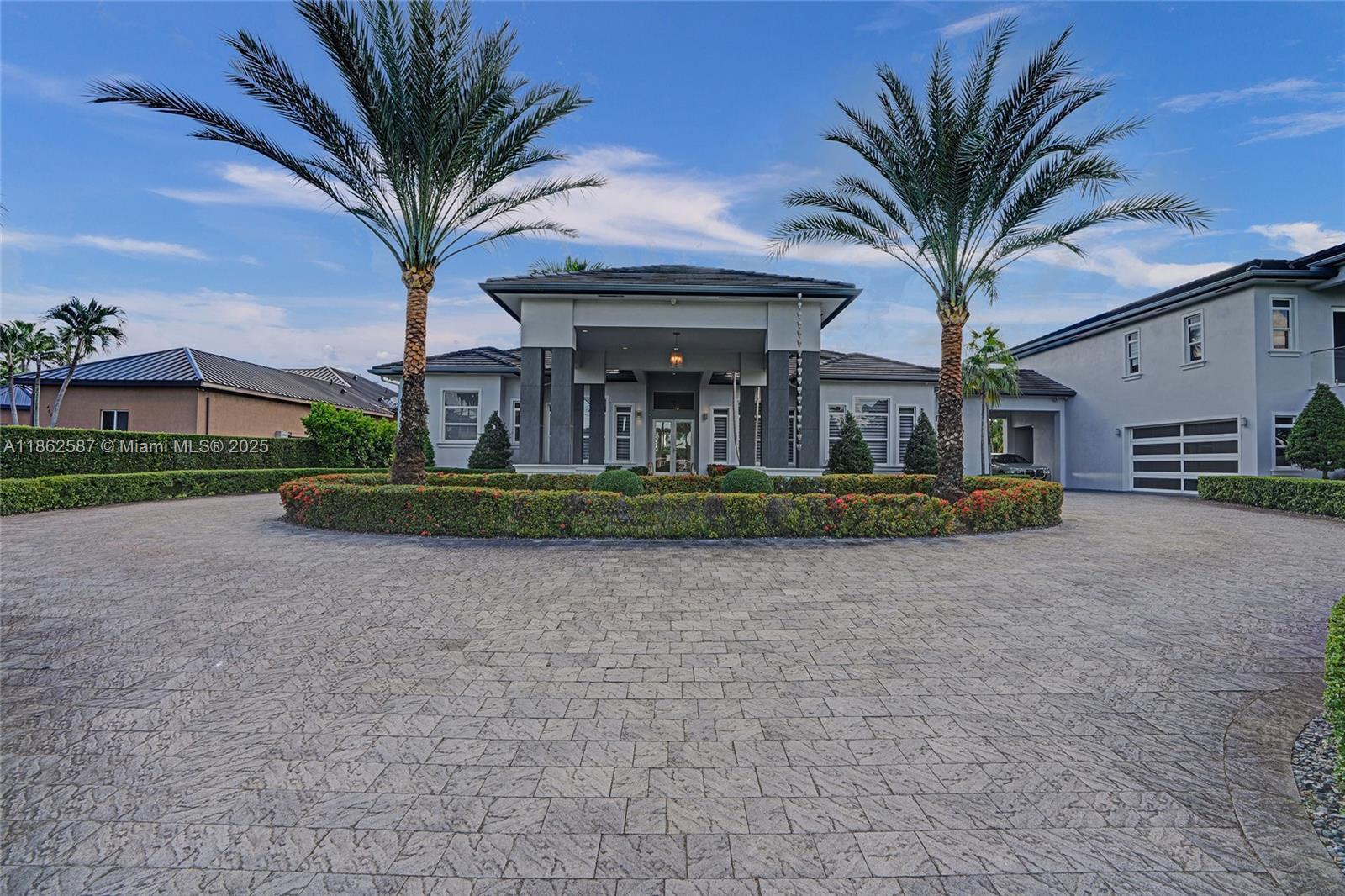 SWEETWATER ESTS SUB - Residential