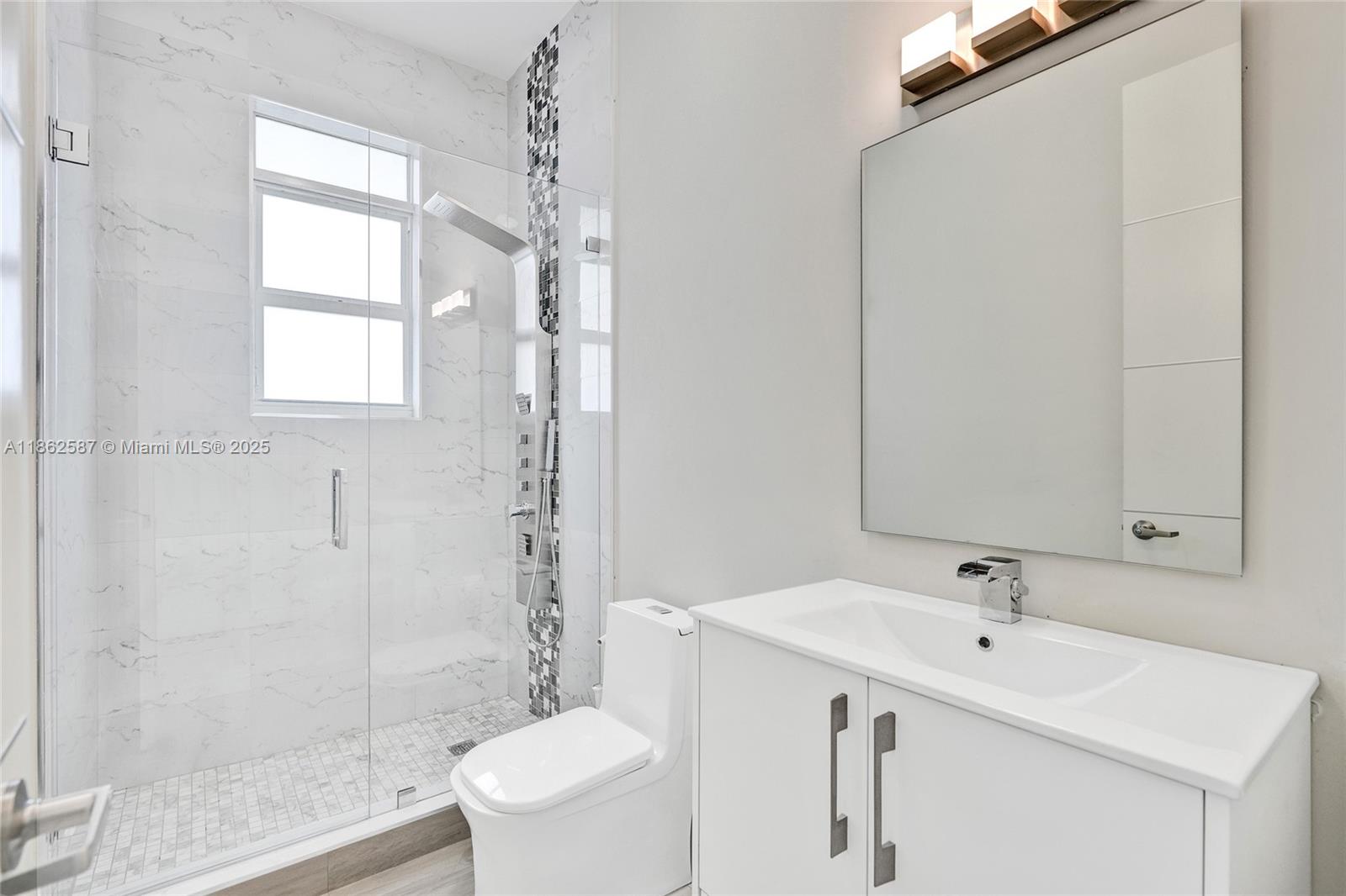 SWEETWATER ESTS SUB - Residential