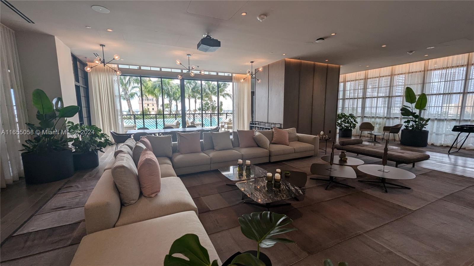 Gale Miami - Residential