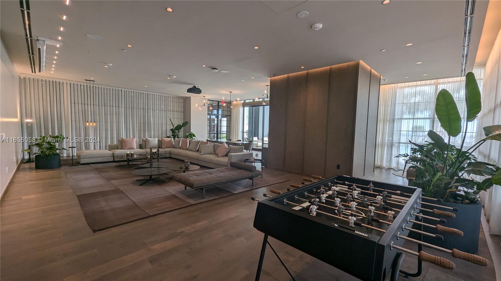 Gale Miami - Residential