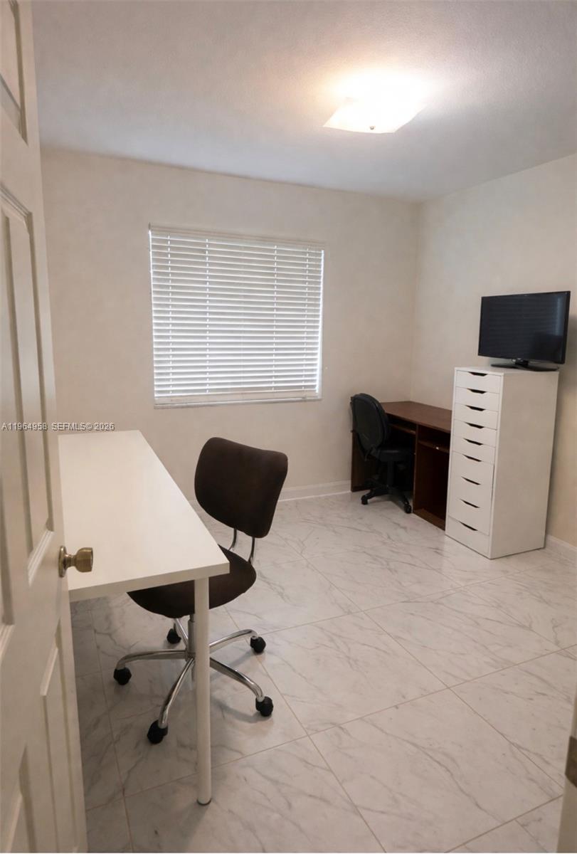 KENDALE ROYAL AMEND - Residential