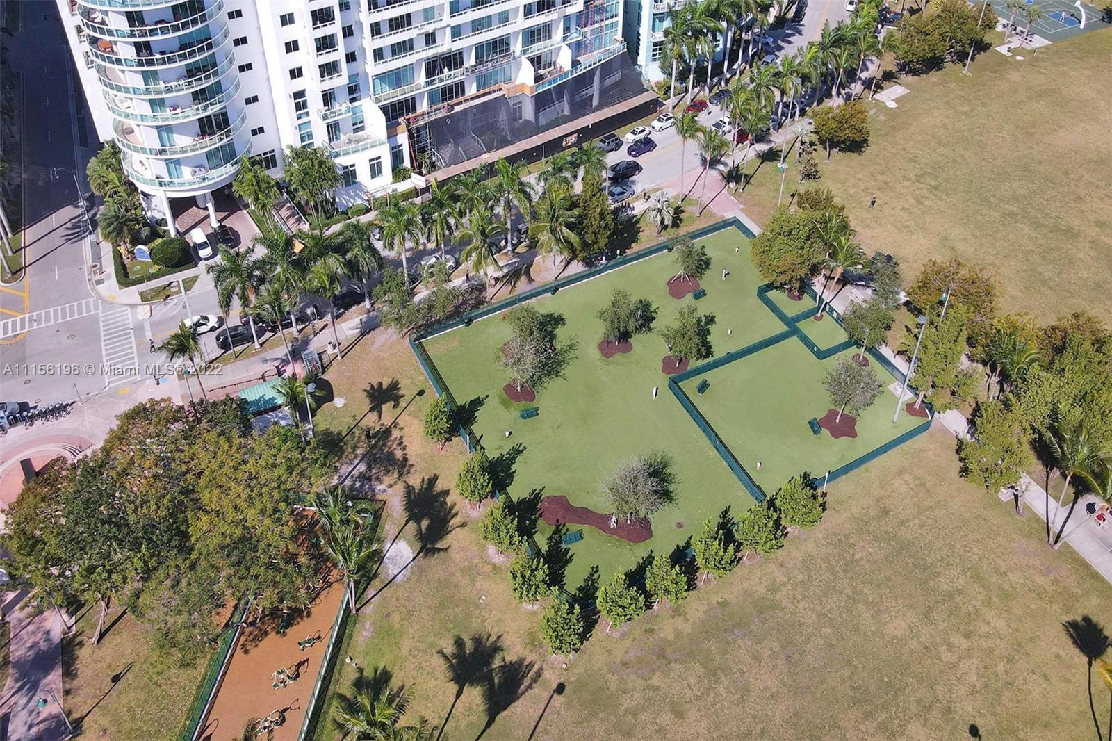 1800 CLUB CONDO - Residential