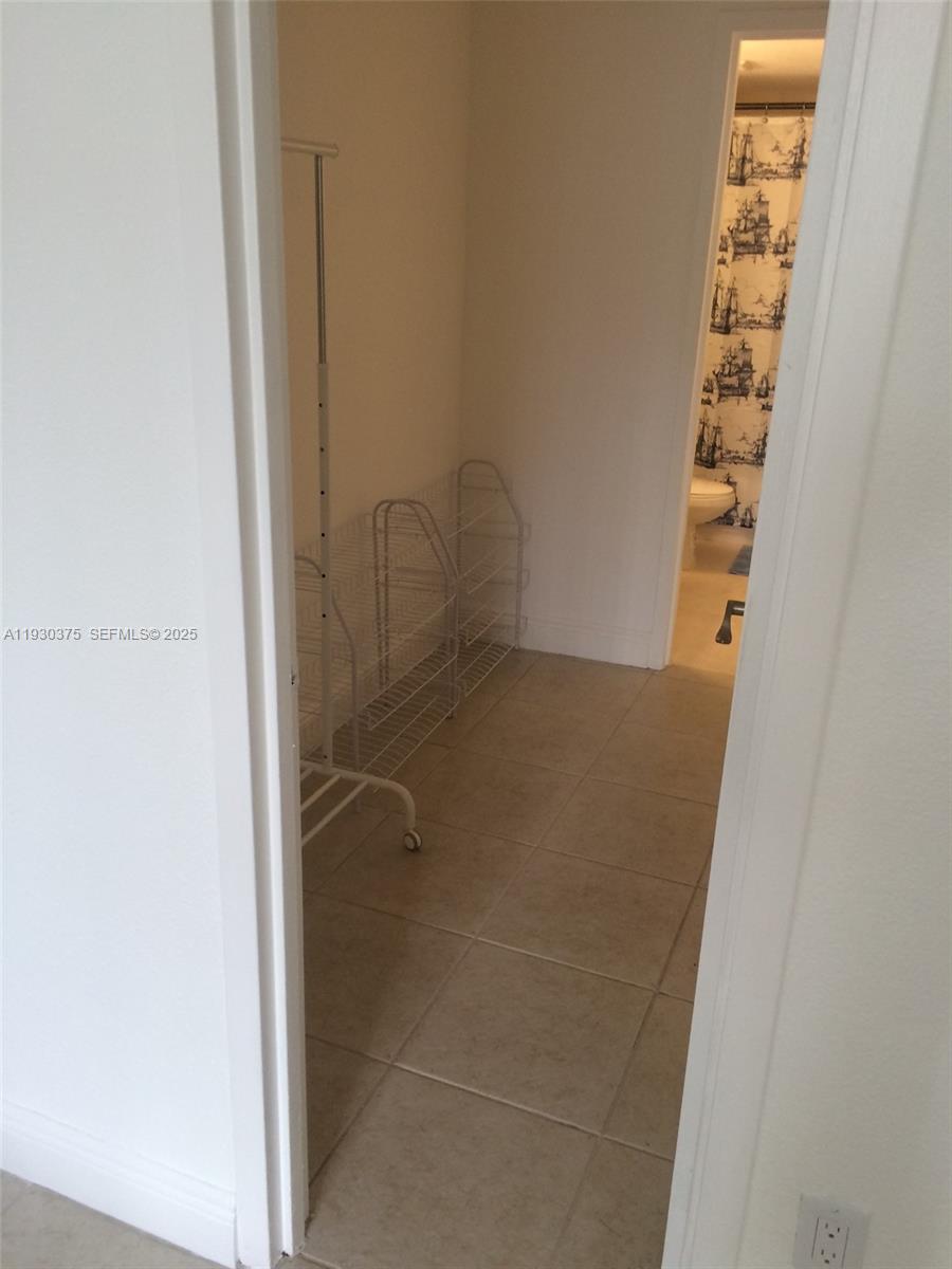 BAYVIEW PALMS CONDO - Residential