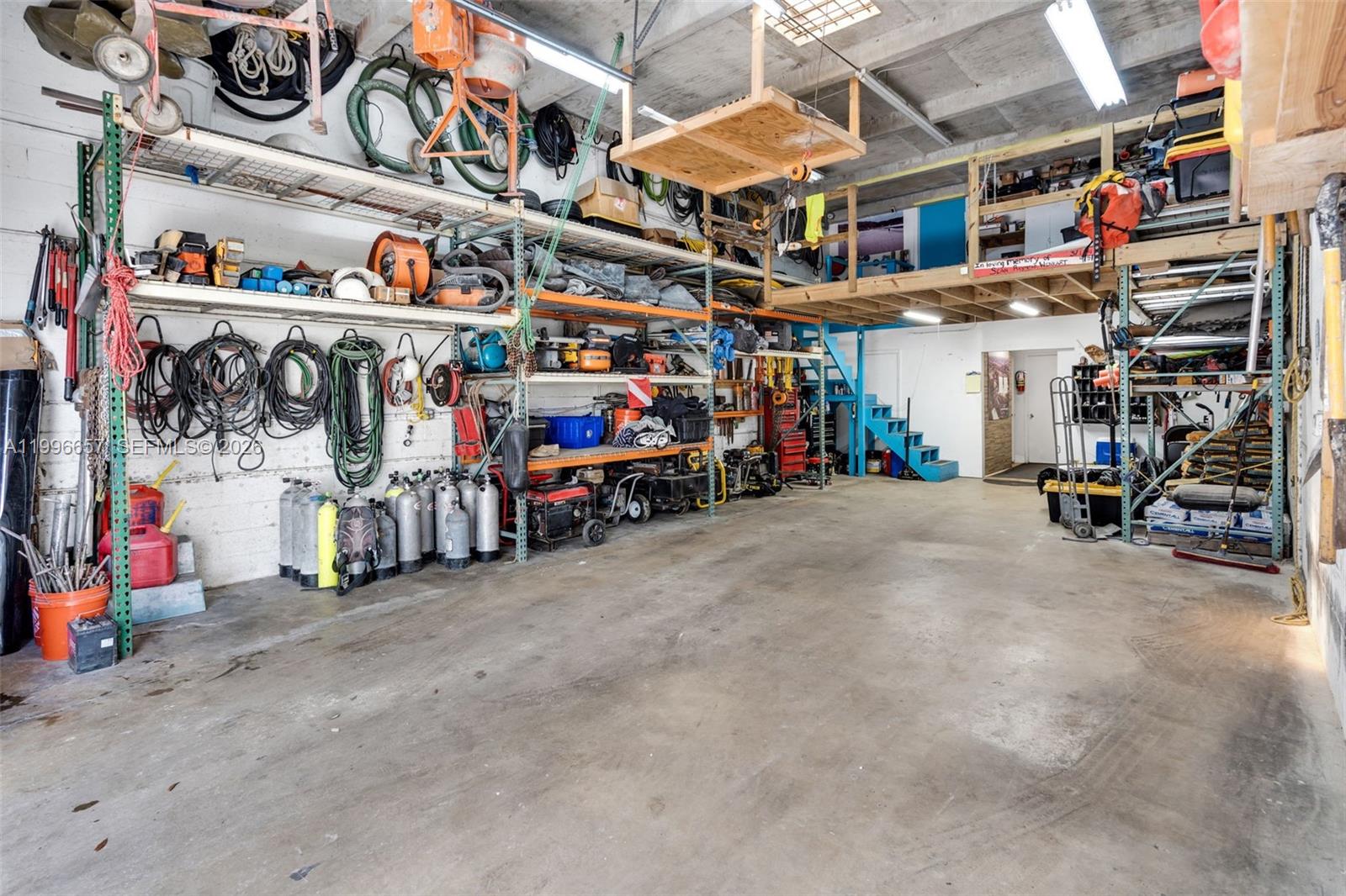 LAUDERHILL - Residential Income