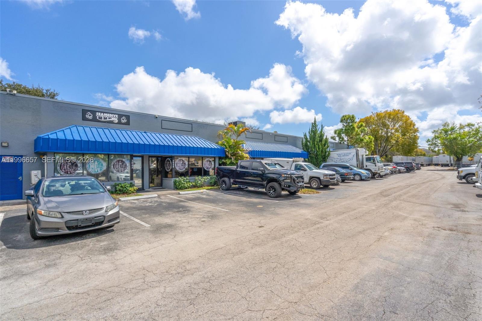 LAUDERHILL - Residential Income