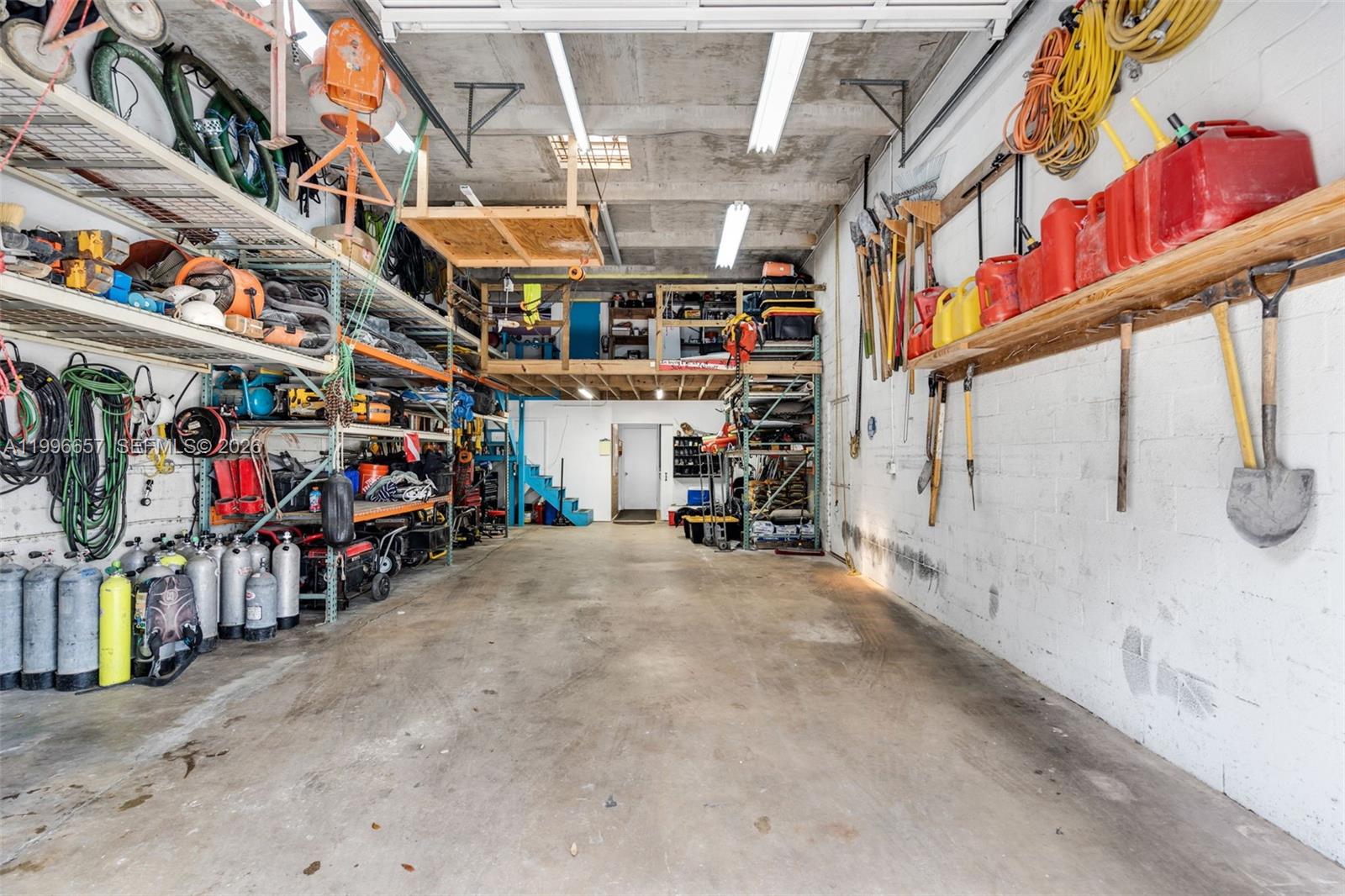 LAUDERHILL - Residential Income