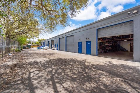 3640 NW 16th St Lauderhill FL 33311