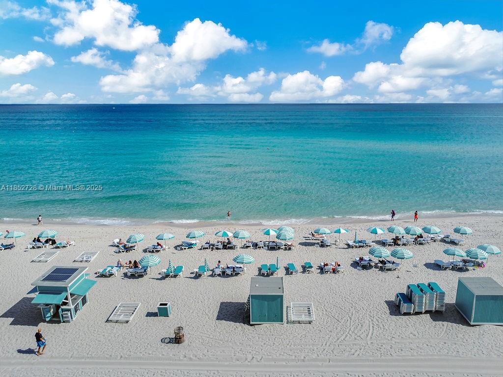 6801 Collins Ave 611 (door 610)