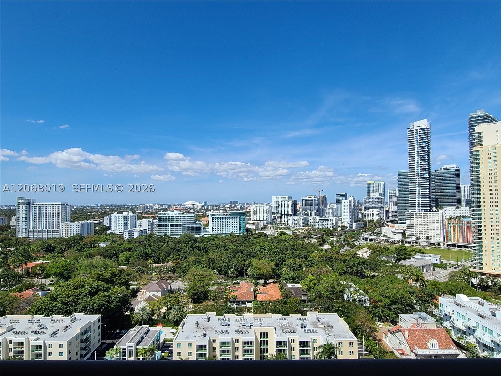 1581 Brickell Ave 2- Prking 1907