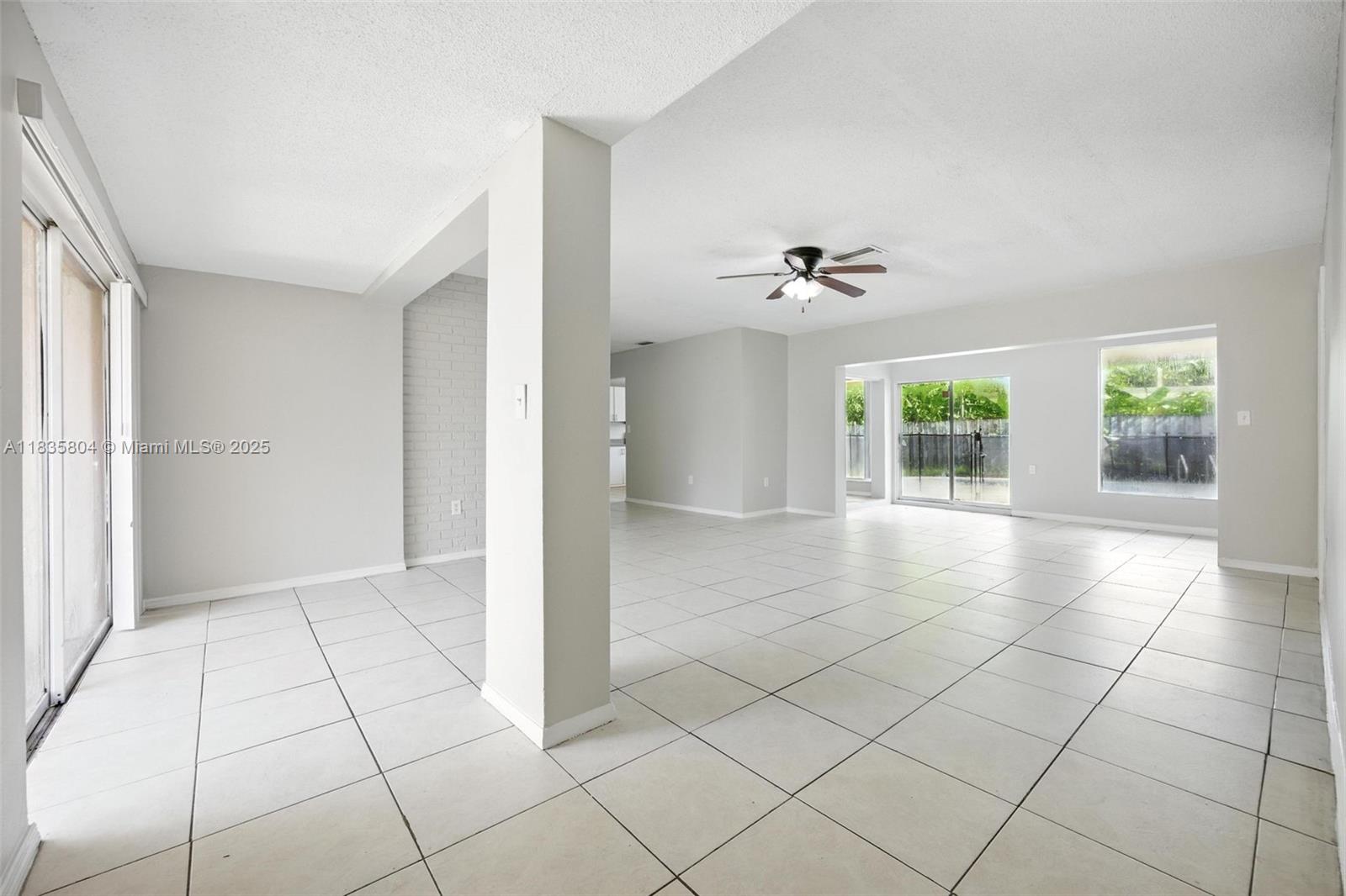 SUNRISE GOLF VILLAGE SEC - Residential