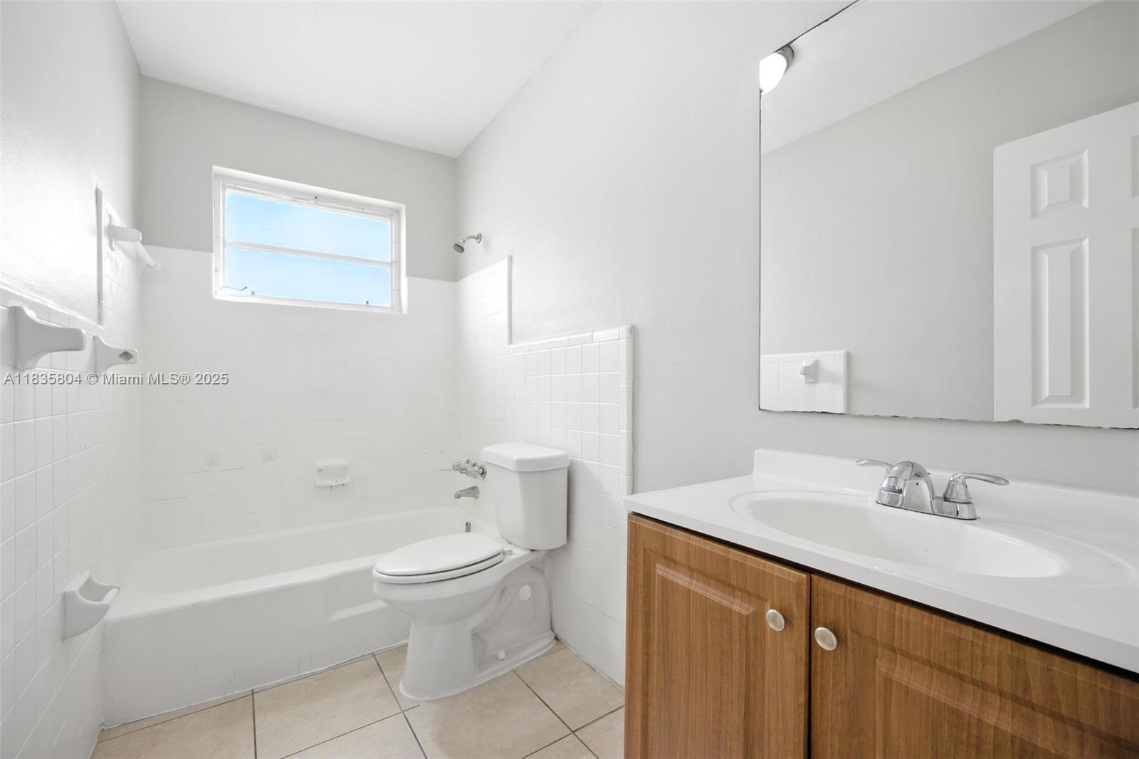 SUNRISE GOLF VILLAGE SEC - Residential