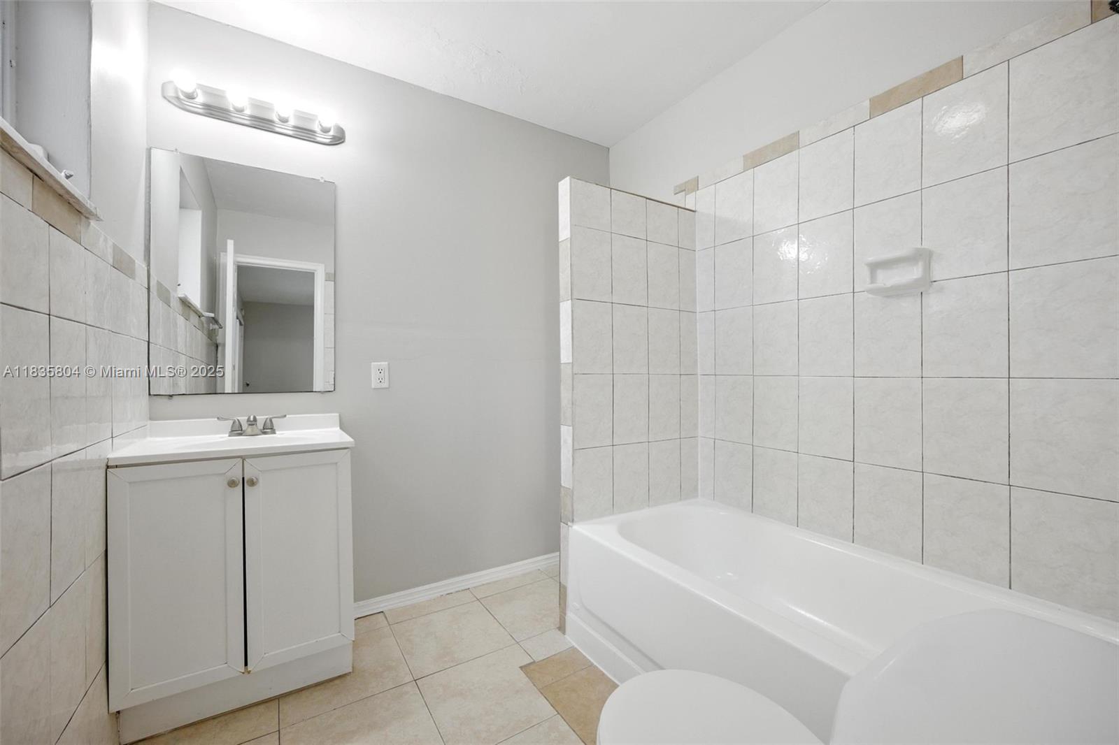 SUNRISE GOLF VILLAGE SEC - Residential