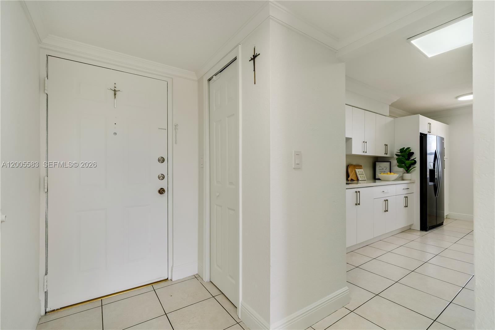 VISIONS AT FOUNTAINBLEAU P - Residential