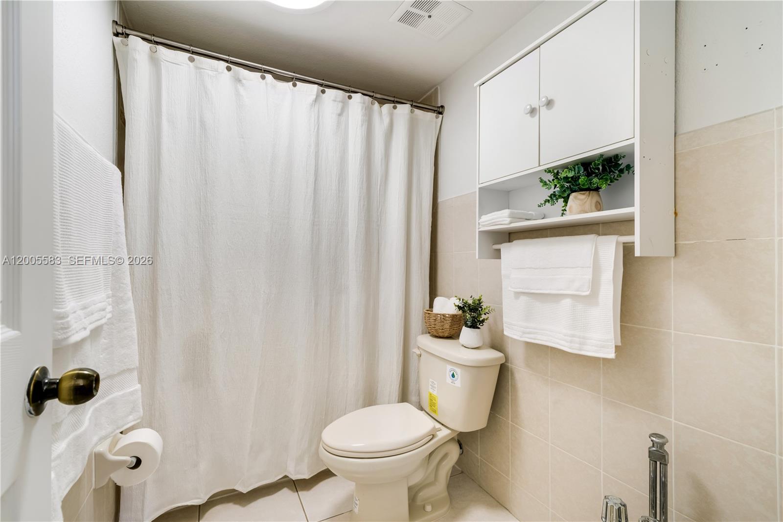 VISIONS AT FOUNTAINBLEAU P - Residential