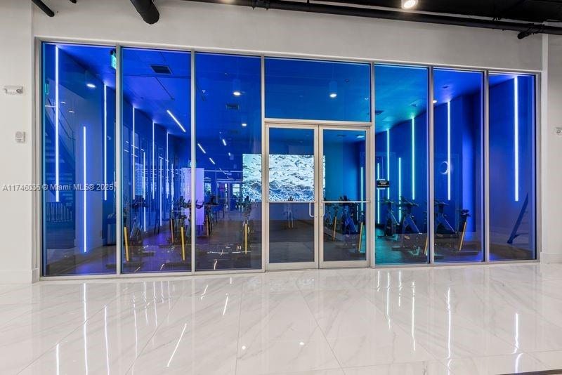 Midtown Doral condo 4 - Residential