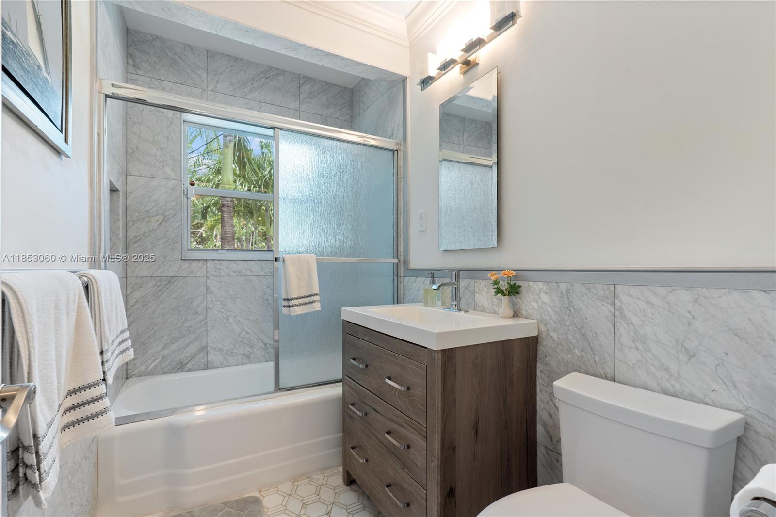 LAKE OSBORNE PARK - Residential