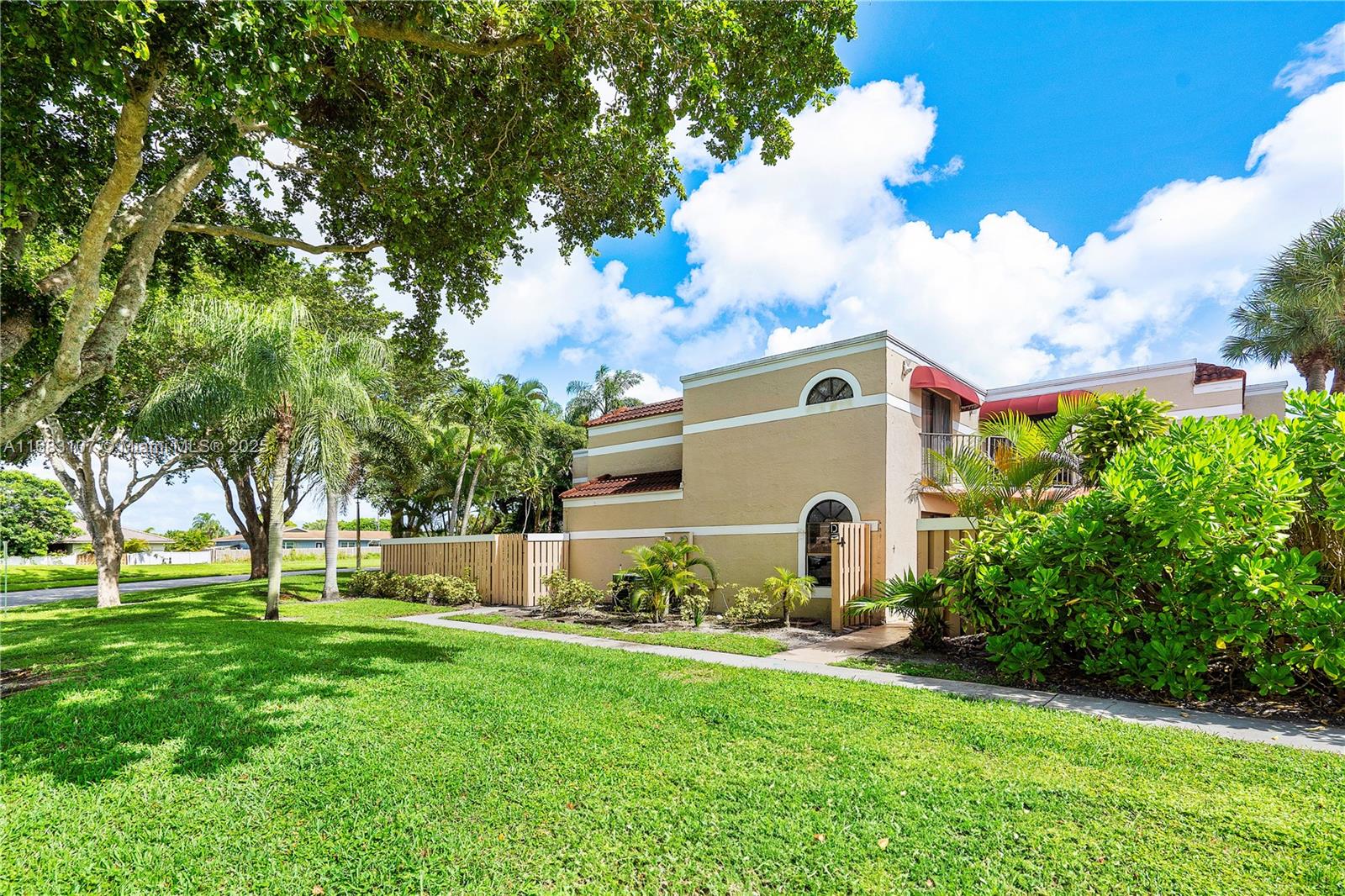 Spacious 3/3 Townhouse with private fenced patio in Delray Beach. Enjoy a quiet neighborhood and lots of trees! A quaint setting in Delray Beach close to everything on historic Barwick Road.
*Recently Remodeled - Including a Large Upstairs Patio Awning!*
New kitchen cabinets, refrigerator/freezer, oven, microwave, dishwasher, sinks, and countertops. New doors, baseboards, fans, new air conditioning, new bathroom vanities, new toilets, washer/dryer, and closets, luxury waterproof engineered flooring and more! You will love the location and the nice layout of this big townhouse. All offers will be considered! Comes with two (2) assigned parking spots!