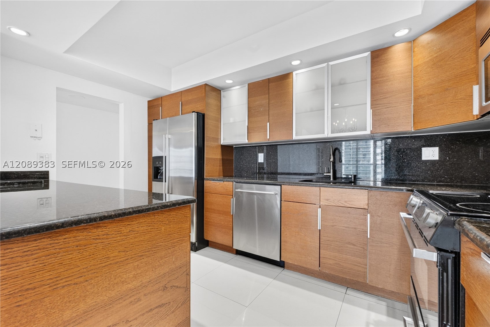 19380 Collins Ave 1103