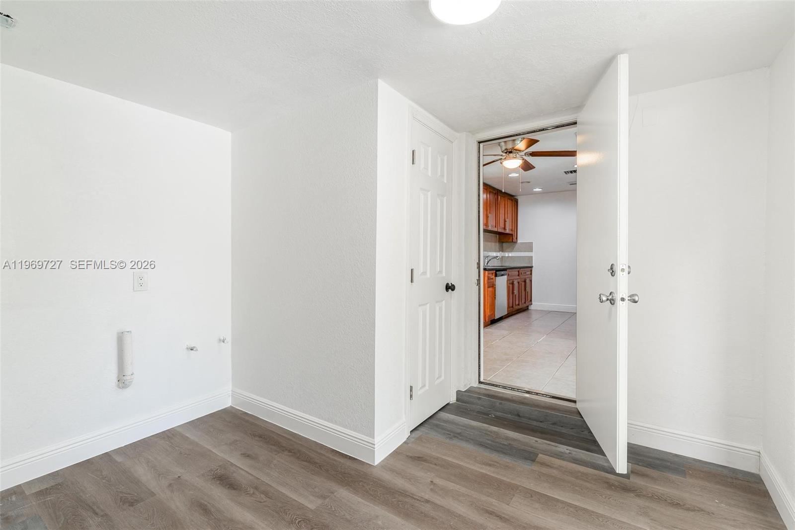 PLAYLAND ESTATES SEC 2 - Residential Lease