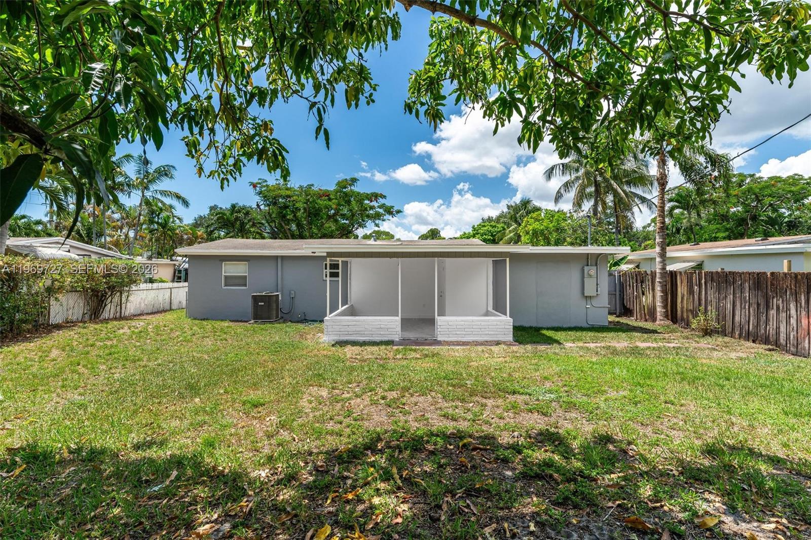 PLAYLAND ESTATES SEC 2 - Residential Lease