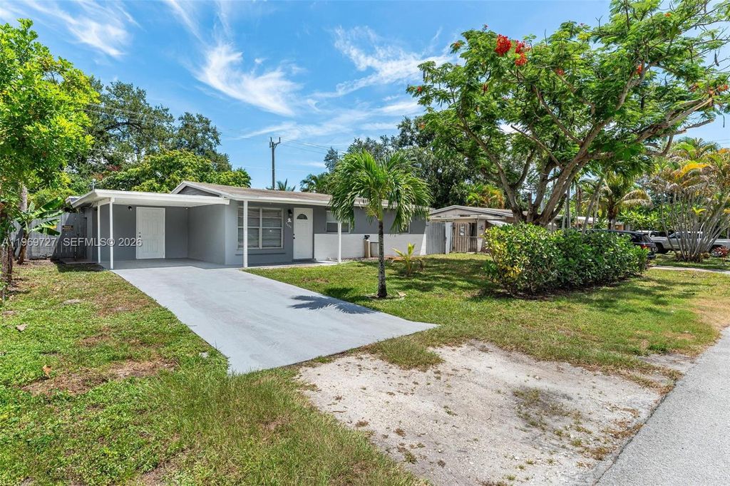 Photo of 5615 Simms St, Hollywood, FL 33021 (MLS # A11969727)