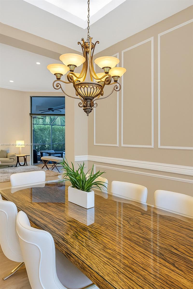 COUNTRY ISLES - Residential