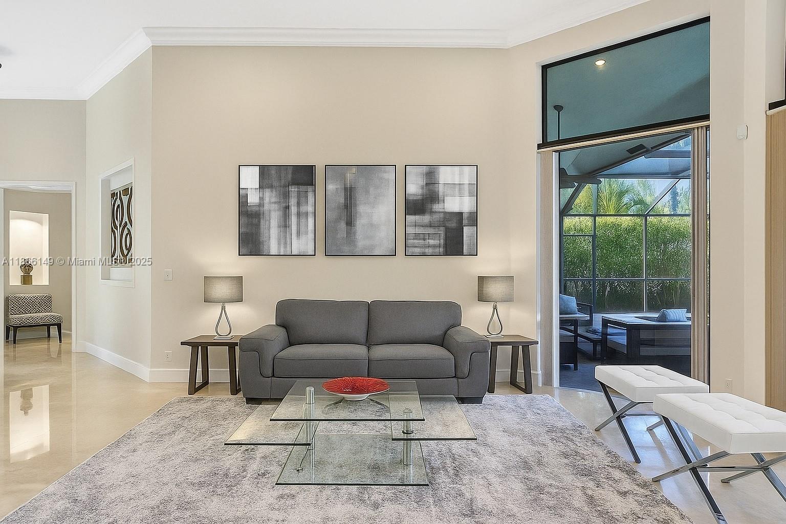 COUNTRY ISLES - Residential