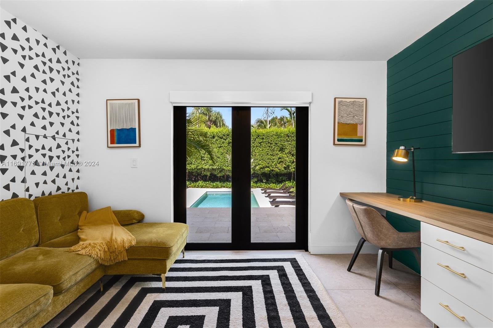 BELLE MEADE OF MIA SEC 1 - Residential