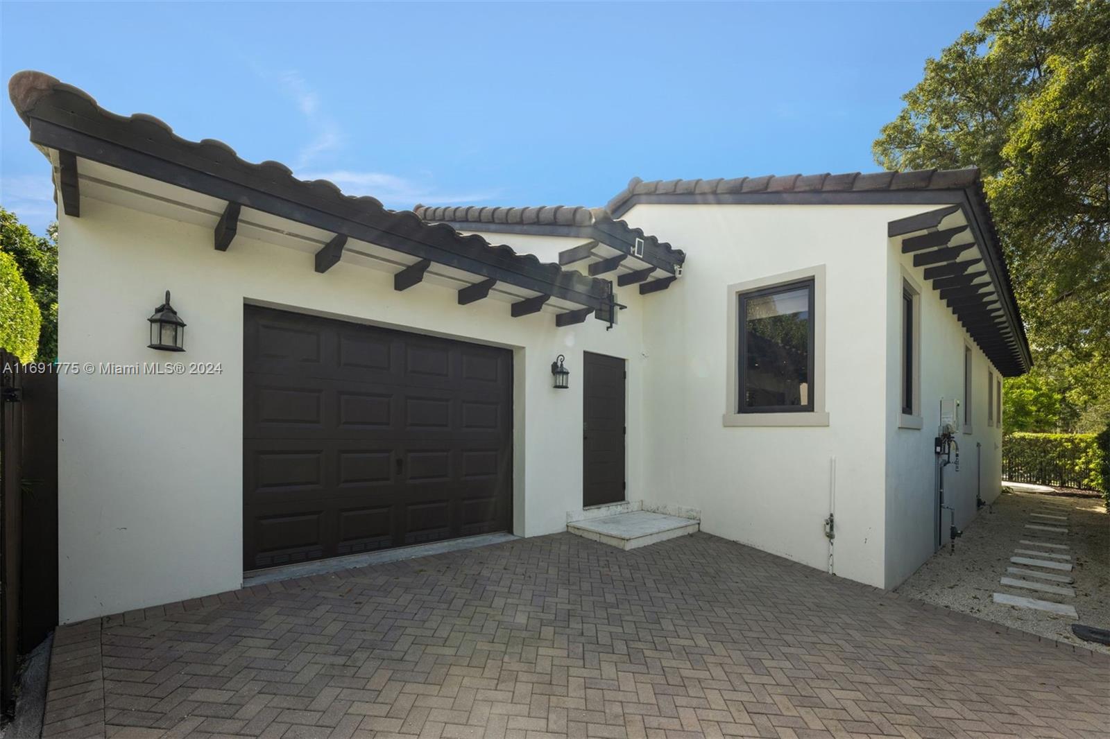 BELLE MEADE OF MIA SEC 1 - Residential