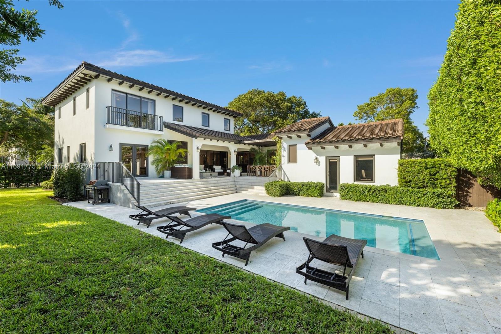 BELLE MEADE OF MIA SEC 1 - Residential