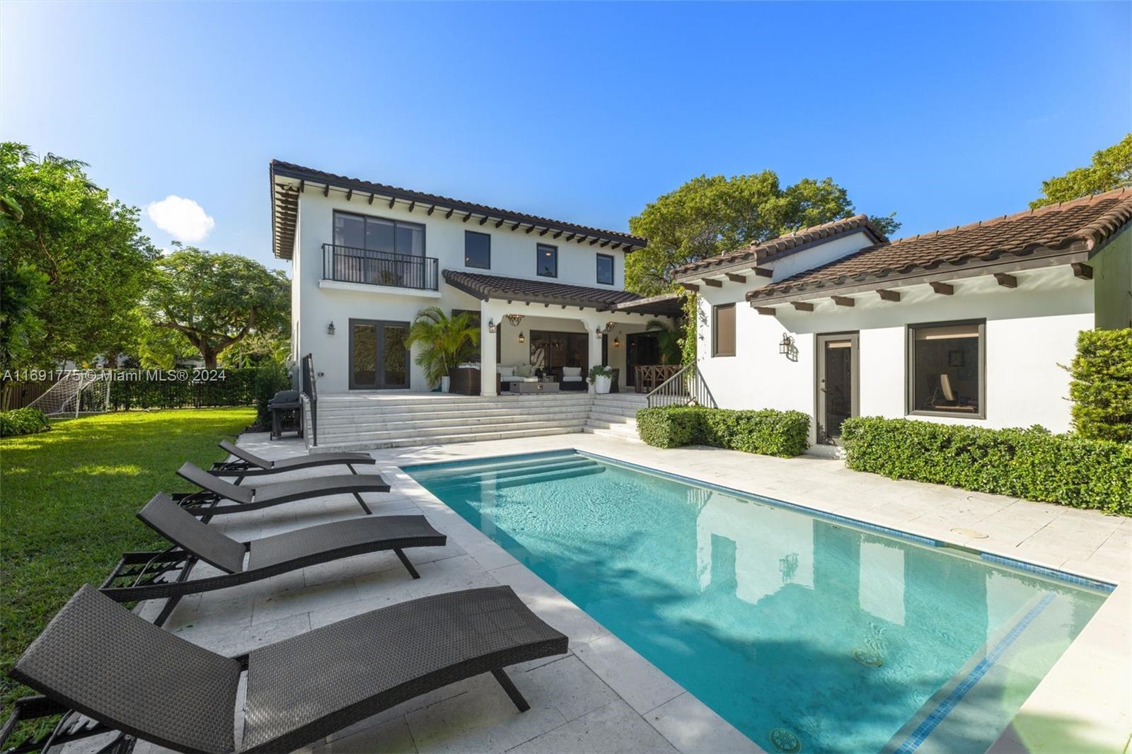 BELLE MEADE OF MIA SEC 1 - Residential