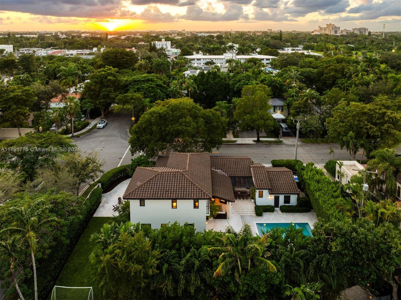 BELLE MEADE OF MIA SEC 1 - Residential