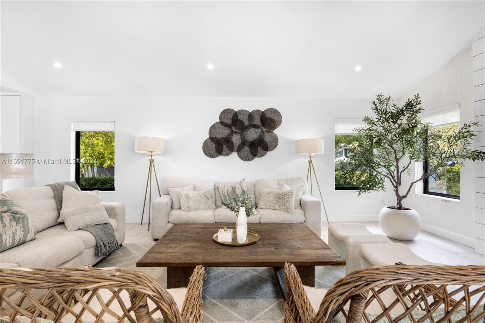 BELLE MEADE OF MIA SEC 1 - Residential