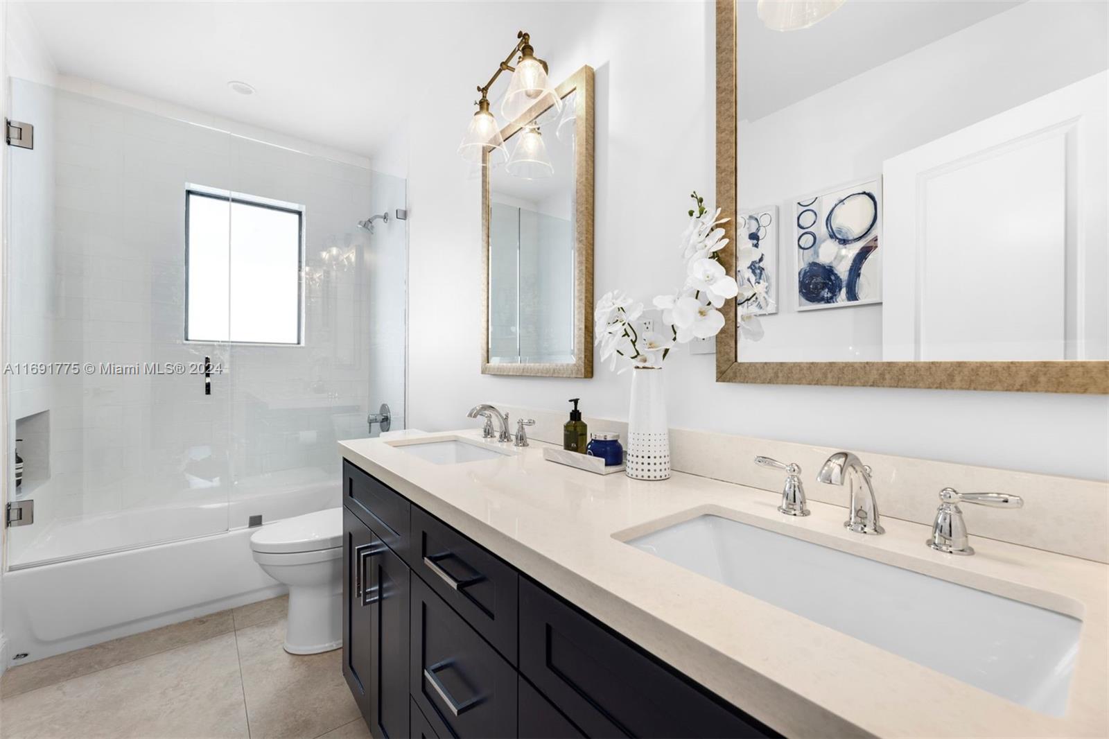 BELLE MEADE OF MIA SEC 1 - Residential