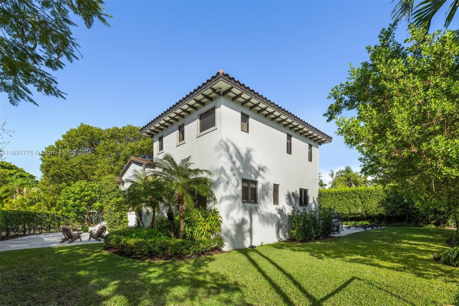 BELLE MEADE OF MIA SEC 1 - Residential