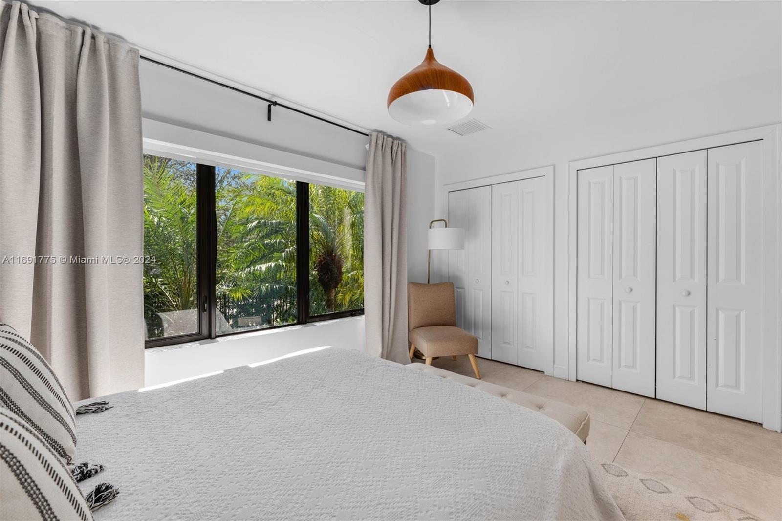 BELLE MEADE OF MIA SEC 1 - Residential