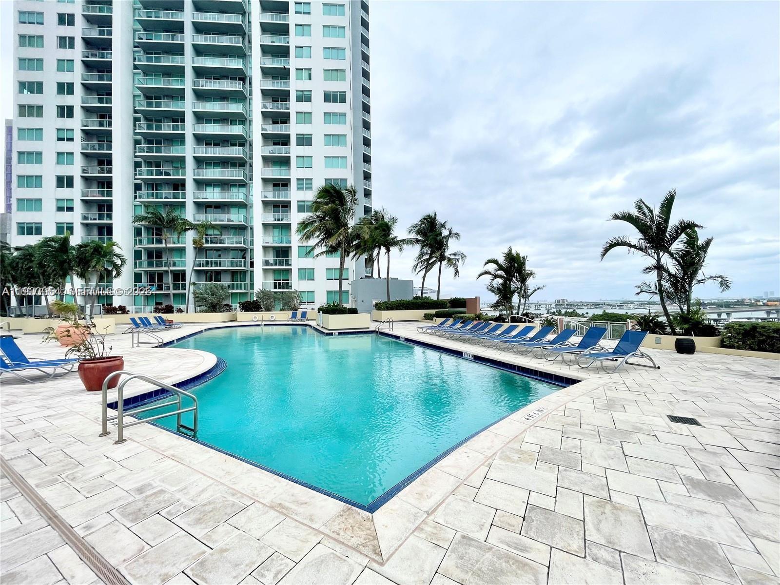 VIZCAYNE SOUTH CONDO - Residential Lease