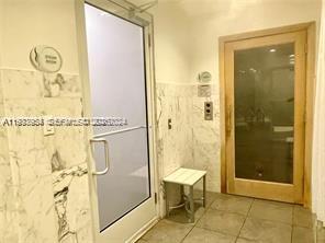 VIZCAYNE SOUTH CONDO - Residential Lease
