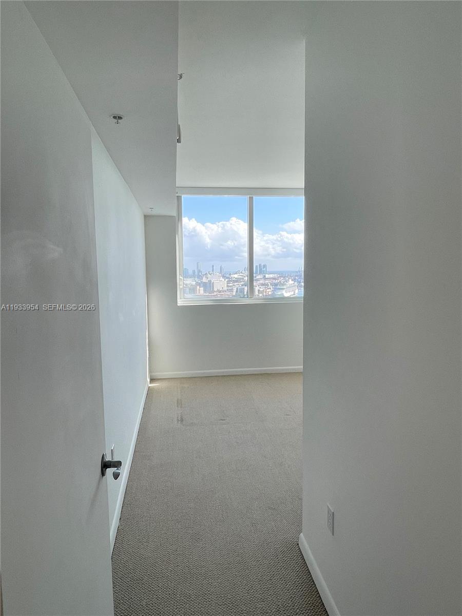 VIZCAYNE SOUTH CONDO - Residential Lease